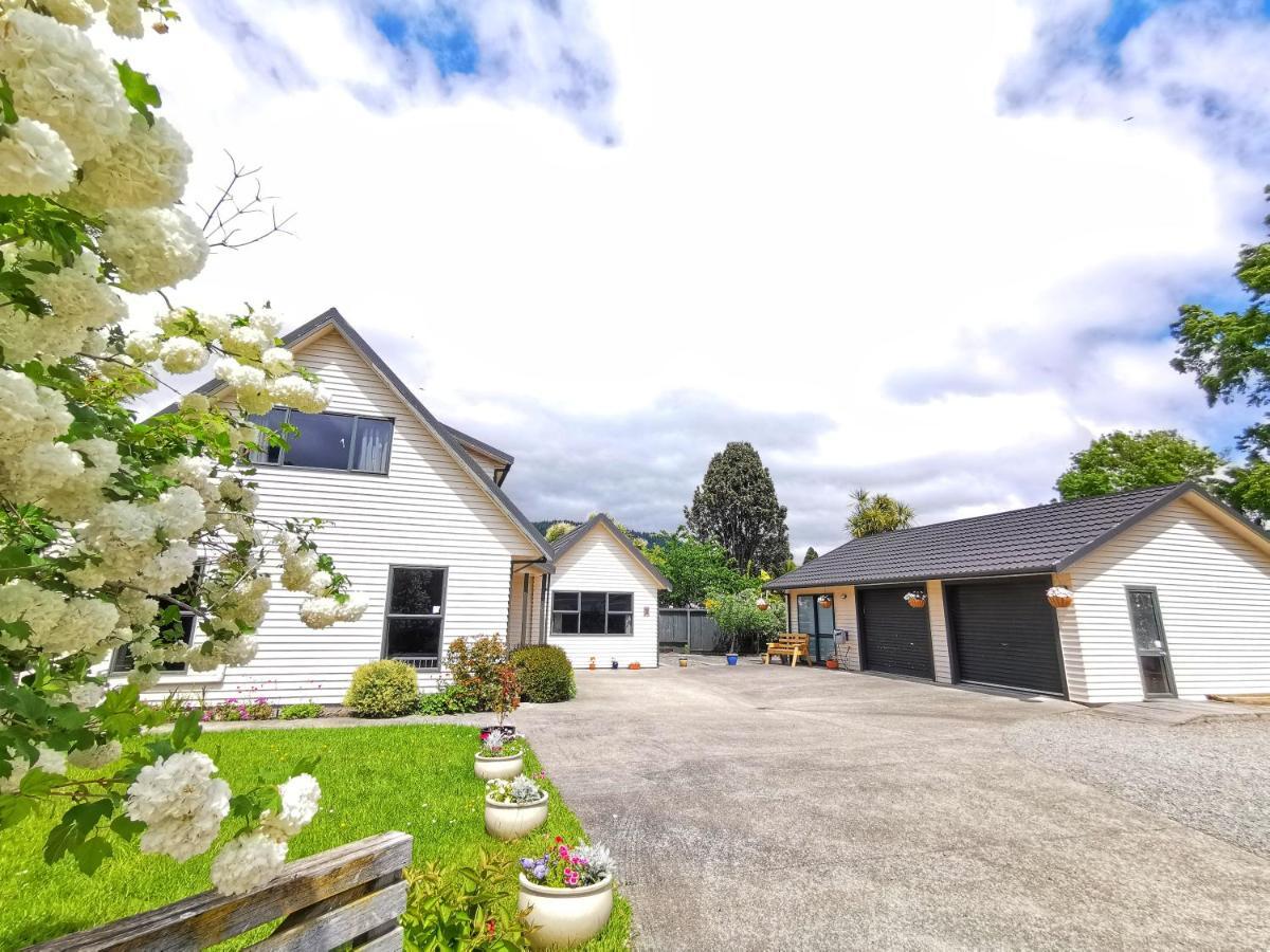 Atarau Grove Holiday House Paraparaumu Zewnętrze zdjęcie